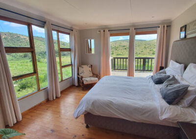 White Rhino Chalet Queen Bedroom